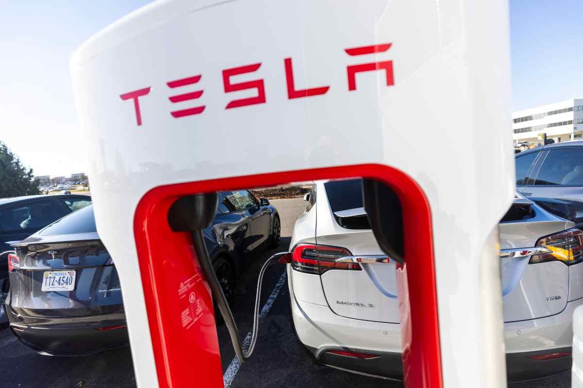 La crisi del Mar Rosso ferma la produzione Tesla